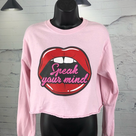 Cold Crush Tops - Speak Your Mind Lips Crop Tee Long Sleeve     1669